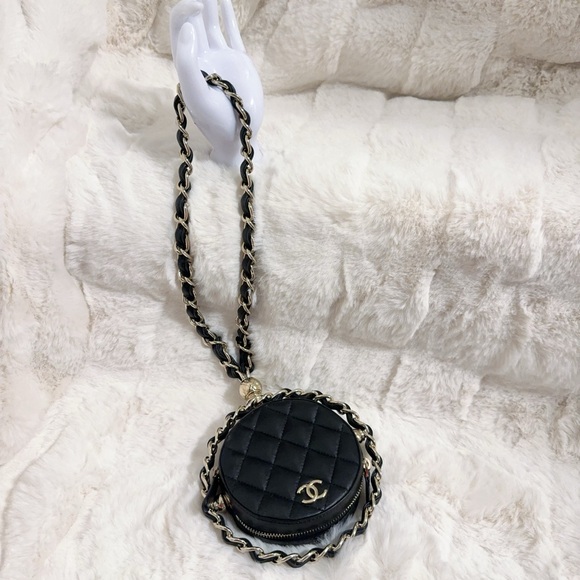 CHANEL  Quilted Chain Round Mini Clutch Bag - Picture 3 of 14